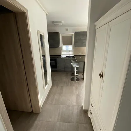 Exclusive Apartments Brasov Апартаменти *
